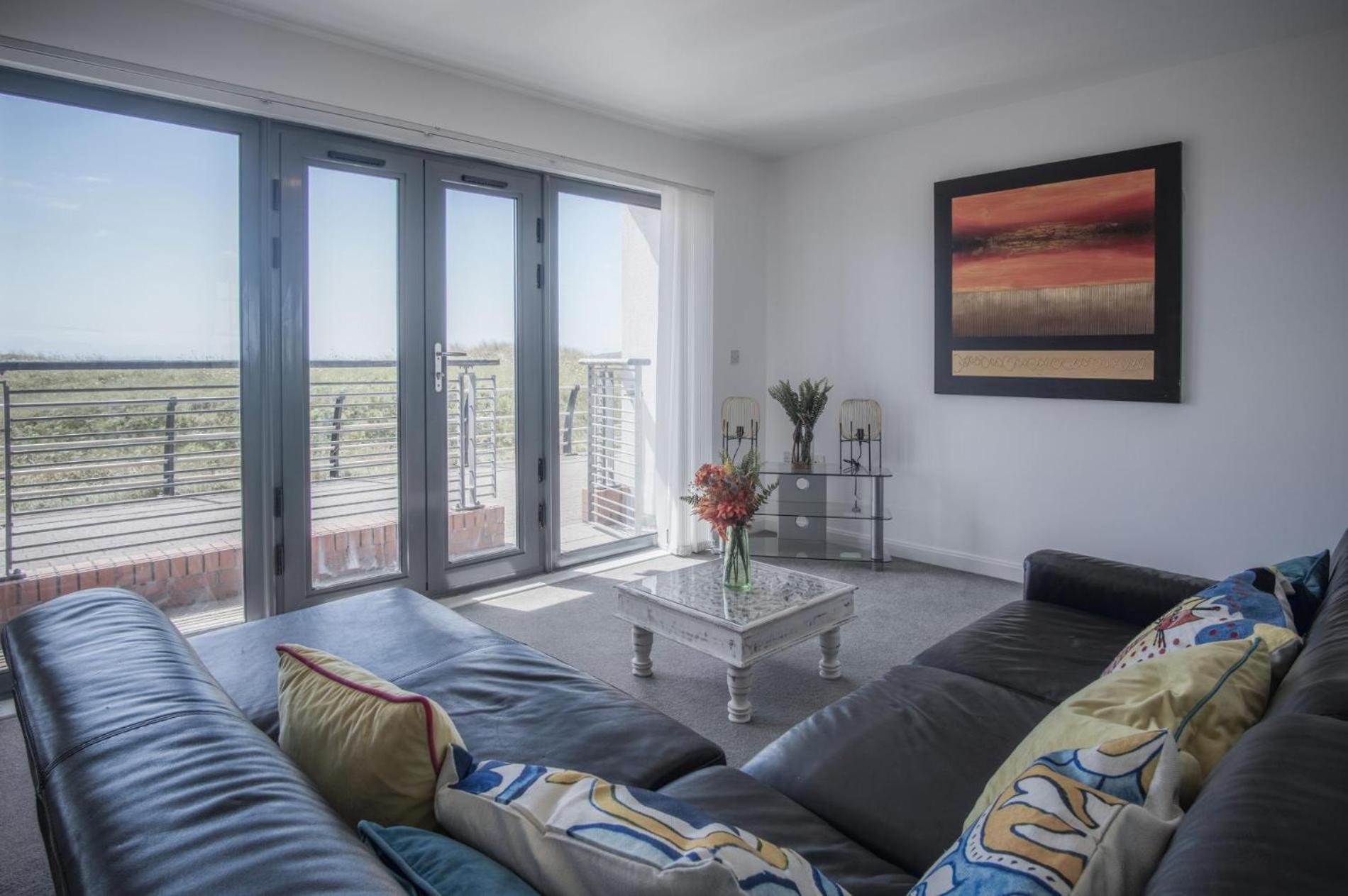 Maritime Quarter - 2 Bedroom Apartment - Sa1 Beach Front Fishermans Way Σουόνσι Εξωτερικό φωτογραφία
